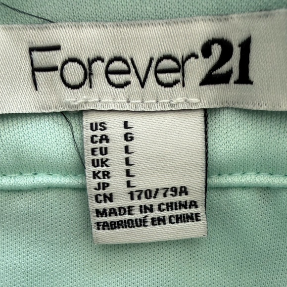 Forever 21 Mint Floral Lace Mini Skirt - Picture 3 of 3